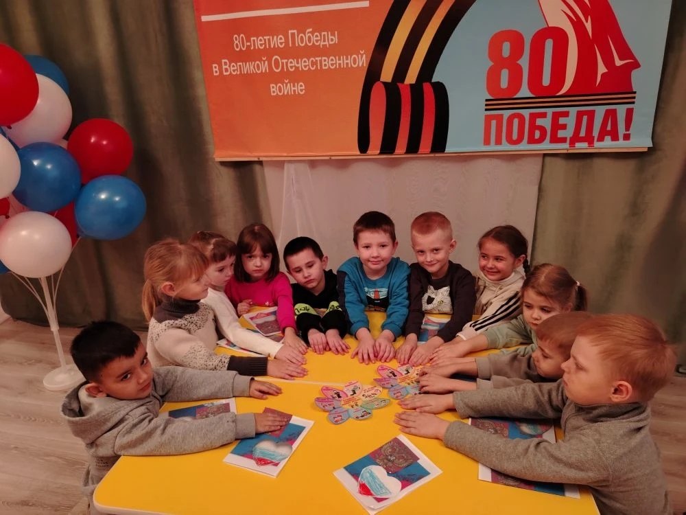 Есть обязанности и права,. Конституция их дала Есть обязанности и права,. Конституция их дала