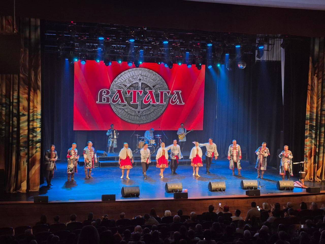 13 декабря на сцене к/з «Дружба» Брянской областной филармонии состоялся четвёртый ежегодный благотворительный концерт «Добрая музыка – помощь детям» 13 декабря на сцене к/з «Дружба» Брянской областной филармонии состоялся четвёртый ежегодный благотворительный концерт «Добрая музыка – помощь детям»