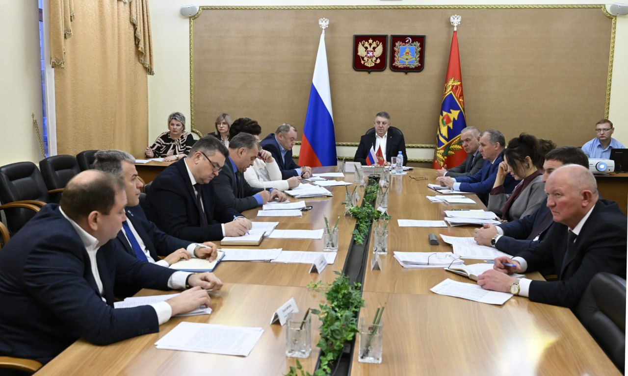 Александр Богомаз: 32 общественных пространства и 93 дворовые территории в 36 населенных пунктах региона благоустроены в этом году в Брянской области по региональному проекту «Формирование комфортной городской среды»...