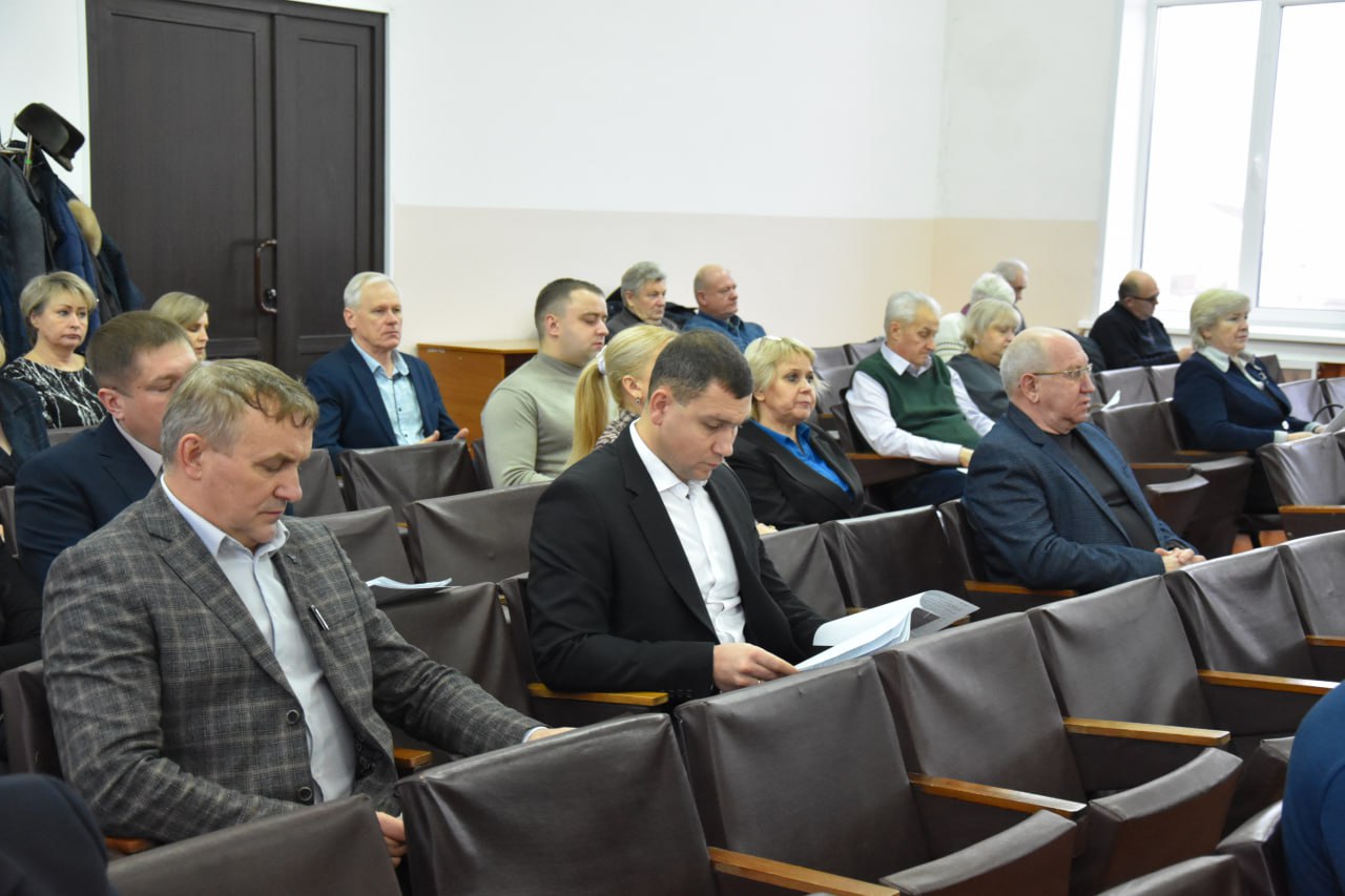 Павел Валяев: Принял участие в очередном заседании Дятьковского районного Совета народных депутатов Павел Валяев: Принял участие в очередном заседании Дятьковского районного Совета народных депутатов