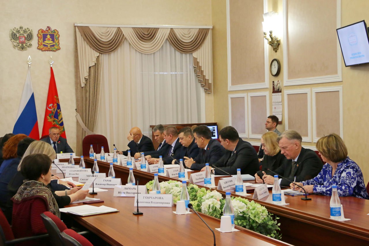 Совет Брянской областной Думы утвердил повестку очередной сессии, которая запланирована на 23 декабря