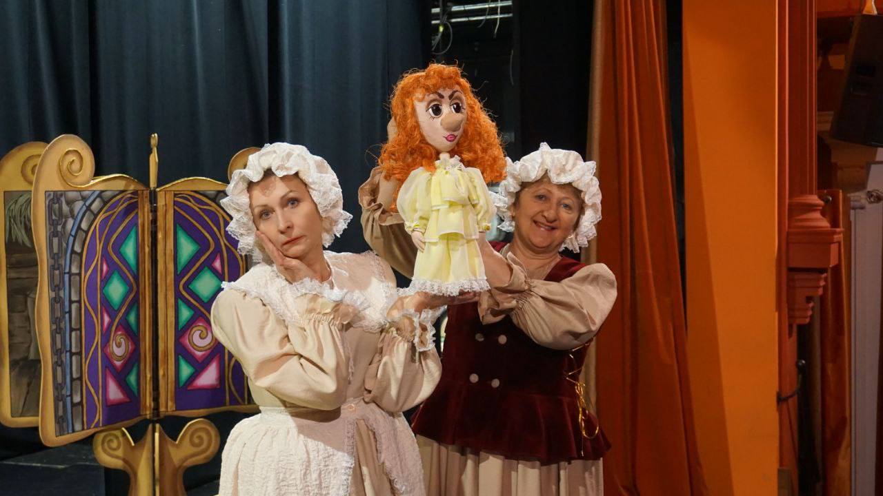 Брянский областной театр кукол делиться с нами яркими моментами репетиций предостоящей премьеры спектакля «Мальчик-с-пальчик» Брянский областной театр кукол делиться с нами яркими моментами репетиций предостоящей премьеры спектакля «Мальчик-с-пальчик»