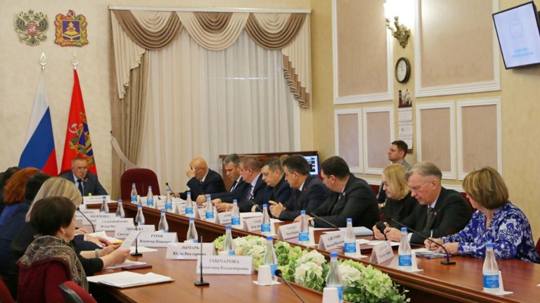 В Брянске сформировали повестку сессии облдумы на 23 декабря