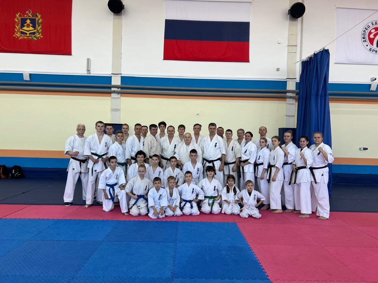 В Брянске состоялись учебно-тренировочные сборы по кёкусинкай карате В Брянске состоялись учебно-тренировочные сборы по кёкусинкай карате