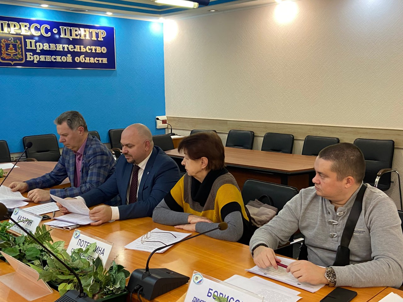 18 декабря 2025 года сформированы составы территориальных избирательных комиссий Фокинского района города Брянска, города Клинцы, Выгоничского, Дятьковского, Жирятинского, Клетнянского, Красногорского, Мглинского... 18 декабря 2025 года сформированы составы территориальных избирательных комиссий Фокинского района города Брянска, города Клинцы, Выгоничского, Дятьковского, Жирятинского, Клетнянского, Красногорского, Мглинского...