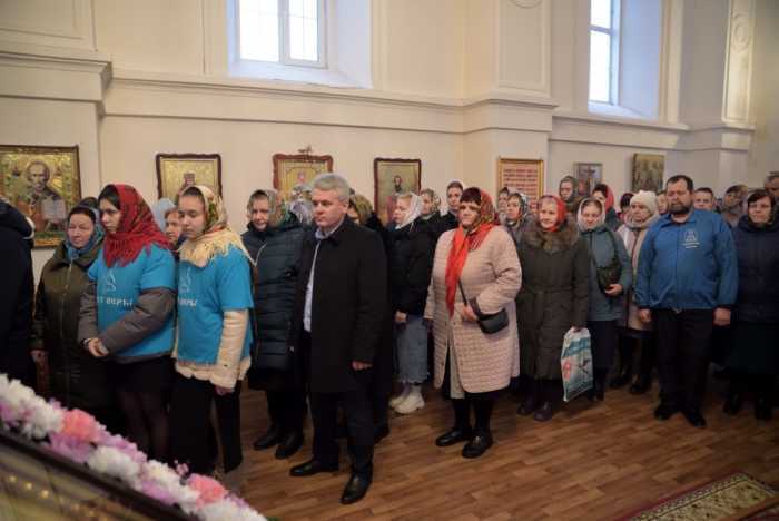 Богослужение в храме во имя святой великомученицы Варвары г. Мглина Богослужение в храме во имя святой великомученицы Варвары г. Мглина