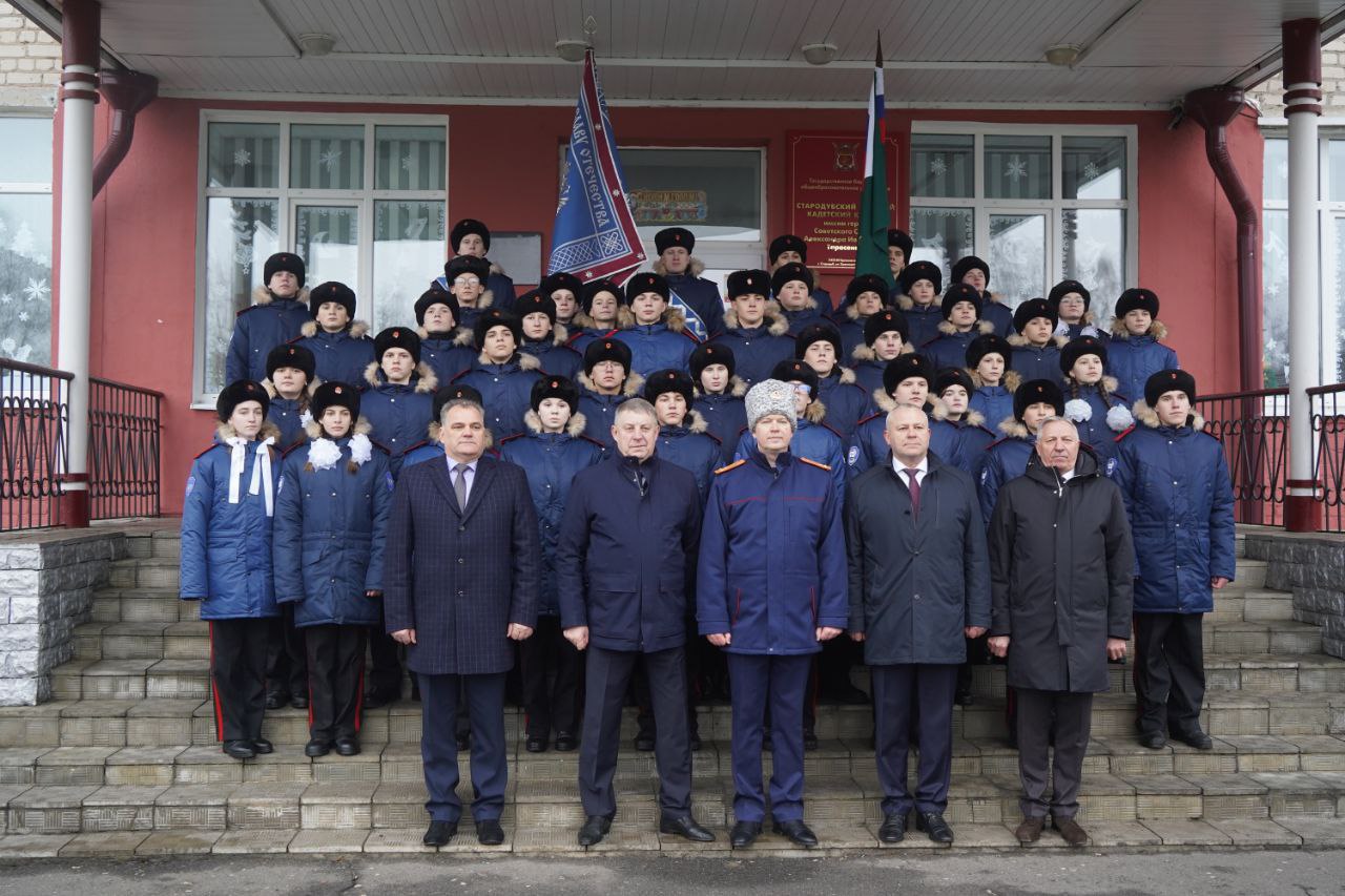 Александр Богомаз: Сегодня в кадетском корпусе открылись не просто новые профильные классы Александр Богомаз: Сегодня в кадетском корпусе открылись не просто новые профильные классы