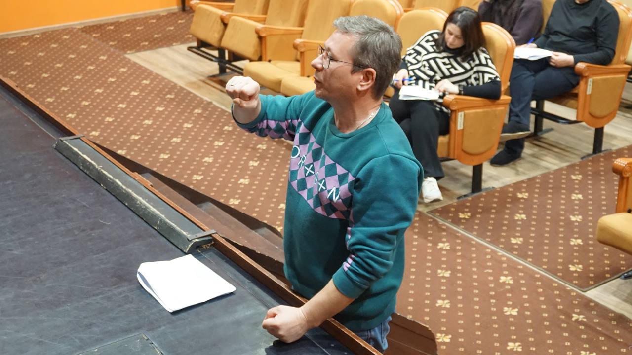 . Премьера сказки «Мальчик-с-пальчик» в Брянском областном театре кукол состоится 20 декабря! . Премьера сказки «Мальчик-с-пальчик» в Брянском областном театре кукол состоится 20 декабря!