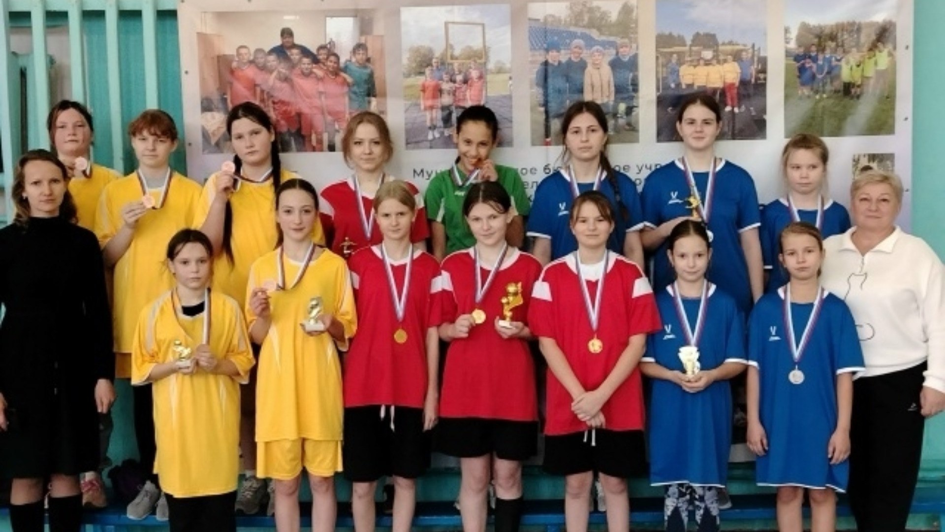 В Рогнединском районе впервые прошел турнир по мини-футболу среди девушек