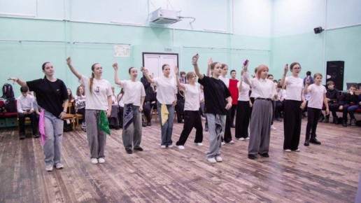 Навлинские школьники двинули Just Dance в брянские массы