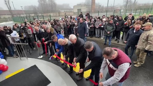 Александр Богомаз: Ледовый дворец «Патриот» имени прославленного хоккеиста, футболиста, чемпиона мира, Европы, Олимпийских игр Всеволода Михайловича Боброва открыт в с. Глинищево Брянского района