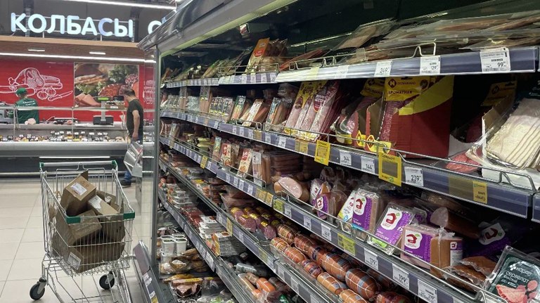 Роспотребнадзор дал брянцам рекомендации для безопасного новогоднего застолья