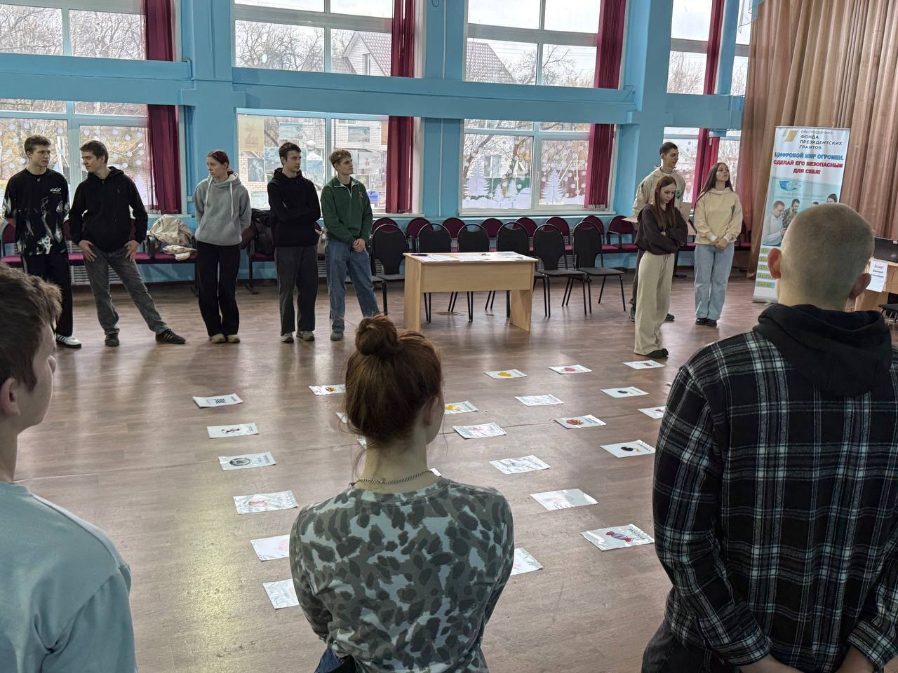 В канун новогодних праздников в новозыбковском кибердетективном агентстве СПО прошло мероприятие, завершающее итоги первого крупного расследования сезона В канун новогодних праздников в новозыбковском кибердетективном агентстве СПО прошло мероприятие, завершающее итоги первого крупного расследования сезона