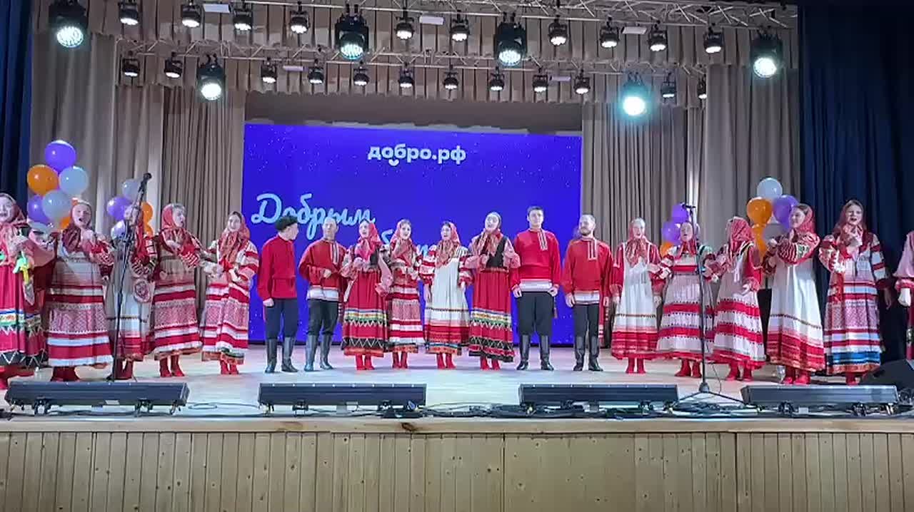 В Брянске проходит торжественная церемония награждения волонтеров региона