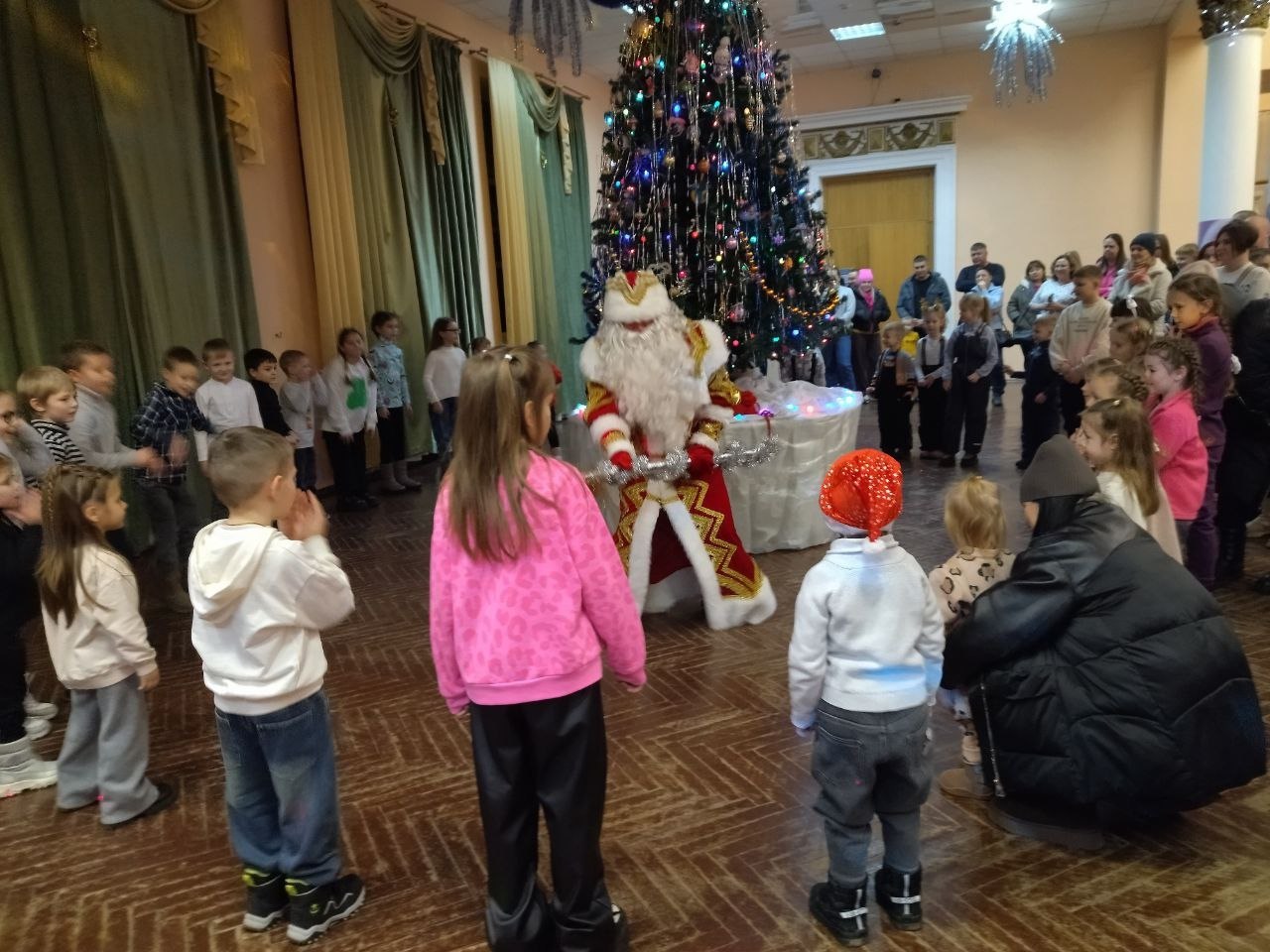 В Дятьковском районе прошёл районный конкурс ёлочной игрушки «Новогодняя ёлочная игрушка 2025» В Дятьковском районе прошёл районный конкурс ёлочной игрушки «Новогодняя ёлочная игрушка 2025»