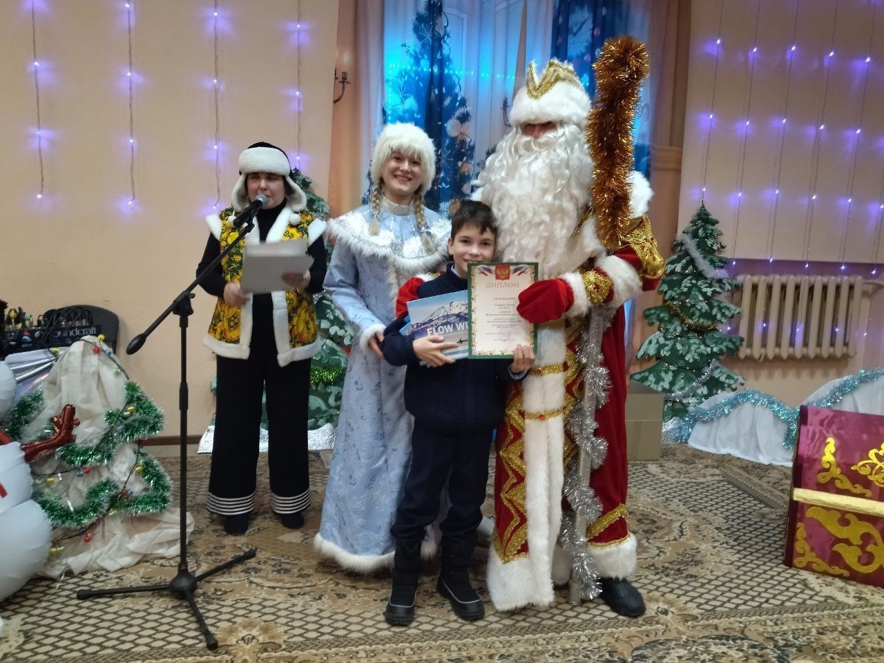 В Дятьковском районе прошёл районный конкурс ёлочной игрушки «Новогодняя ёлочная игрушка 2025» В Дятьковском районе прошёл районный конкурс ёлочной игрушки «Новогодняя ёлочная игрушка 2025»