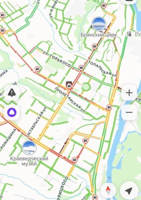В Брянске пробки на основных улицах и проспектах