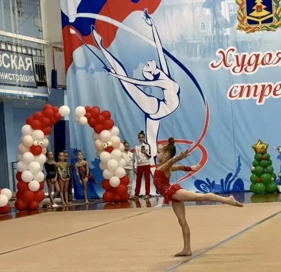 30 декабря 2025 года в спортивном зале СШ «Луч» им. В. Фридзона прошло первенство города по художественной гимнастике 30 декабря 2025 года в спортивном зале СШ «Луч» им. В. Фридзона прошло первенство города по художественной гимнастике