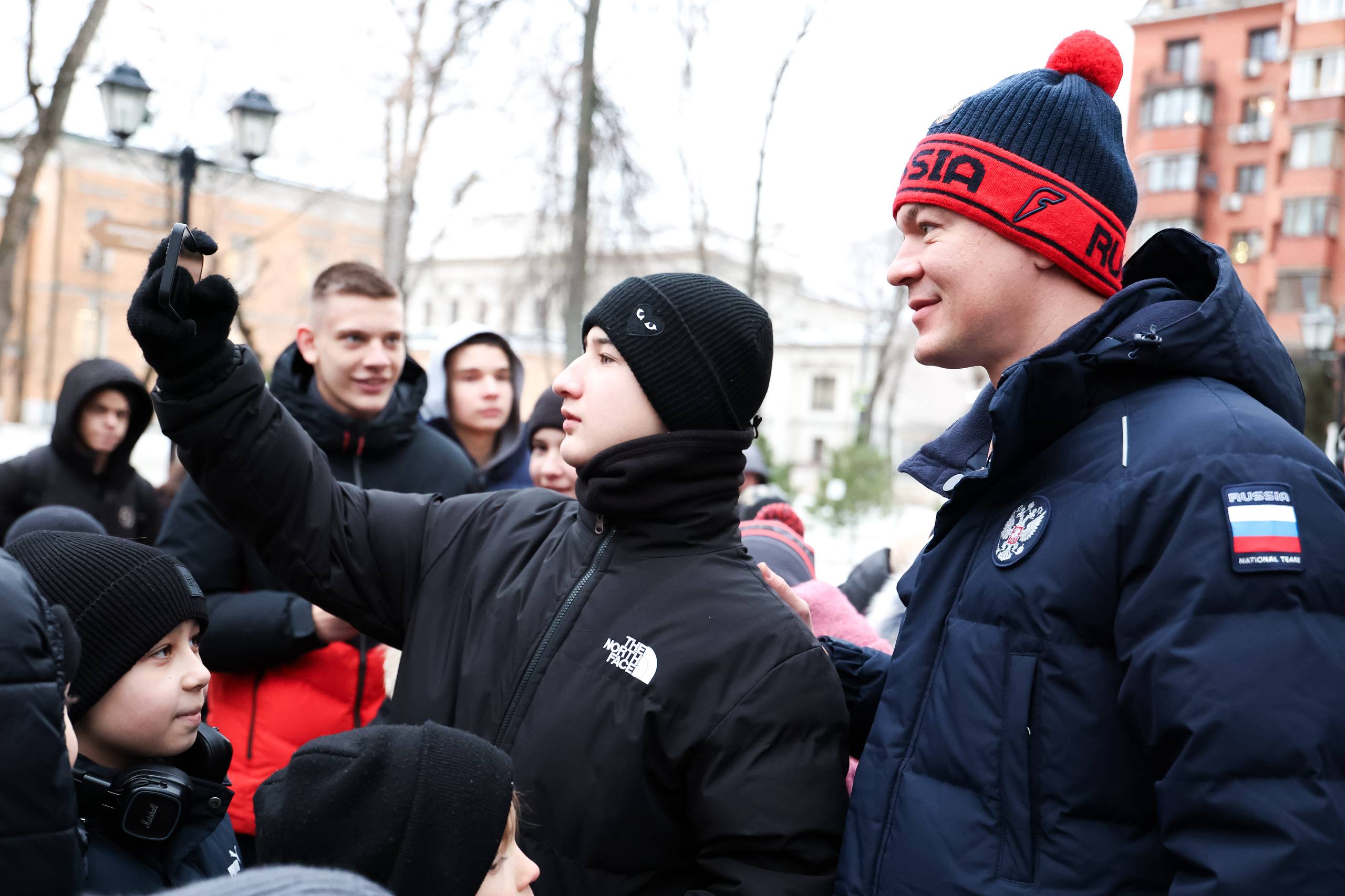 Михаил Дегтярёв: Дорогие друзья, поздравляю вас с наступающим Новым годом и Рождеством Христовым! Михаил Дегтярёв: Дорогие друзья, поздравляю вас с наступающим Новым годом и Рождеством Христовым!