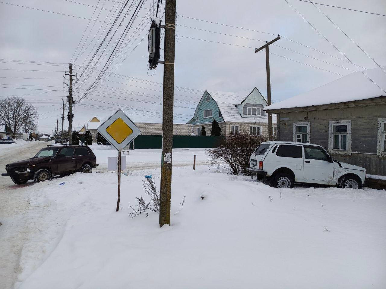 Дорожно-транспортное происшествие произошло около 09 часов 40 минут в Жуковском районе Дорожно-транспортное происшествие произошло около 09 часов 40 минут в Жуковском районе