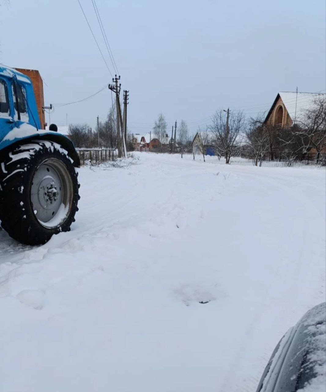 Для обеспечения безопасности и бесперебойного движения, из-за сильных снегопадов, приняты меры по расчистке автомобильных дорог города Почепа и сельских поселений Почепского района Для обеспечения безопасности и бесперебойного движения, из-за сильных снегопадов, приняты меры по расчистке автомобильных дорог города Почепа и сельских поселений Почепского района