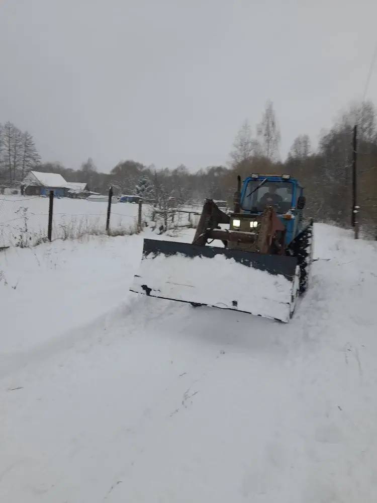 В настоящее время вся улично-дорожная сеть в Утынском сельском поселении расчищена в полном объеме! В настоящее время вся улично-дорожная сеть в Утынском сельском поселении расчищена в полном объеме!