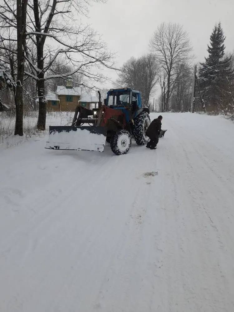 В настоящее время вся улично-дорожная сеть в Утынском сельском поселении расчищена в полном объеме! В настоящее время вся улично-дорожная сеть в Утынском сельском поселении расчищена в полном объеме!