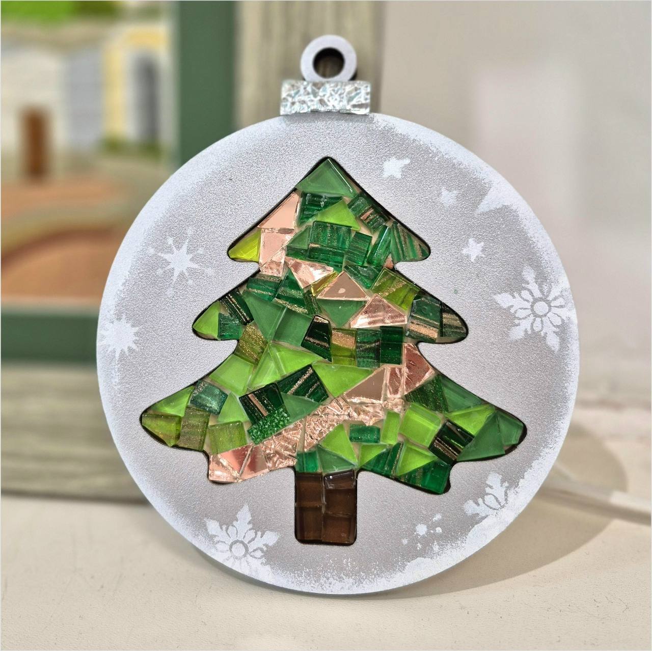 Приглашаем на увлекательный мастер-класс "Стеклянная мозаика на деревянной форме" Приглашаем на увлекательный мастер-класс "Стеклянная мозаика на деревянной форме"