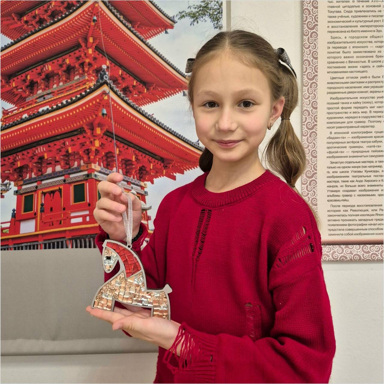 Приглашаем на увлекательный мастер-класс "Стеклянная мозаика на деревянной форме" Приглашаем на увлекательный мастер-класс "Стеклянная мозаика на деревянной форме"