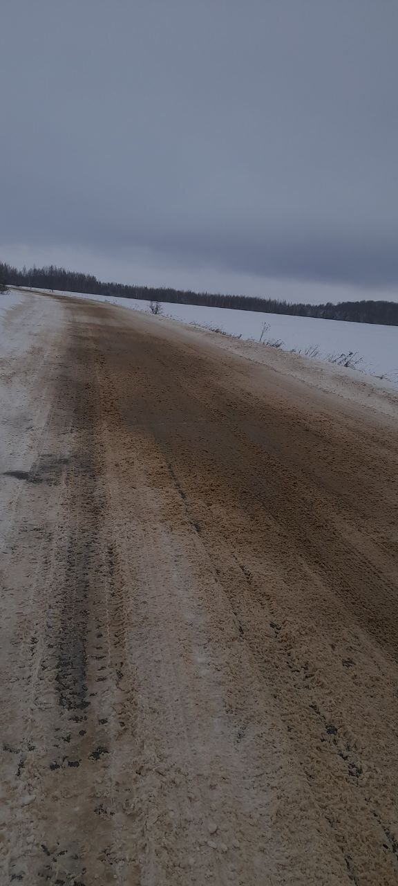 В Брянской области очистка от снега и обработка песко-соляной смесью региональных и межмуниципальных автодорог ведется в круглосуточном режиме и проводится несколькими циклами В Брянской области очистка от снега и обработка песко-соляной смесью региональных и межмуниципальных автодорог ведется в круглосуточном режиме и проводится несколькими циклами