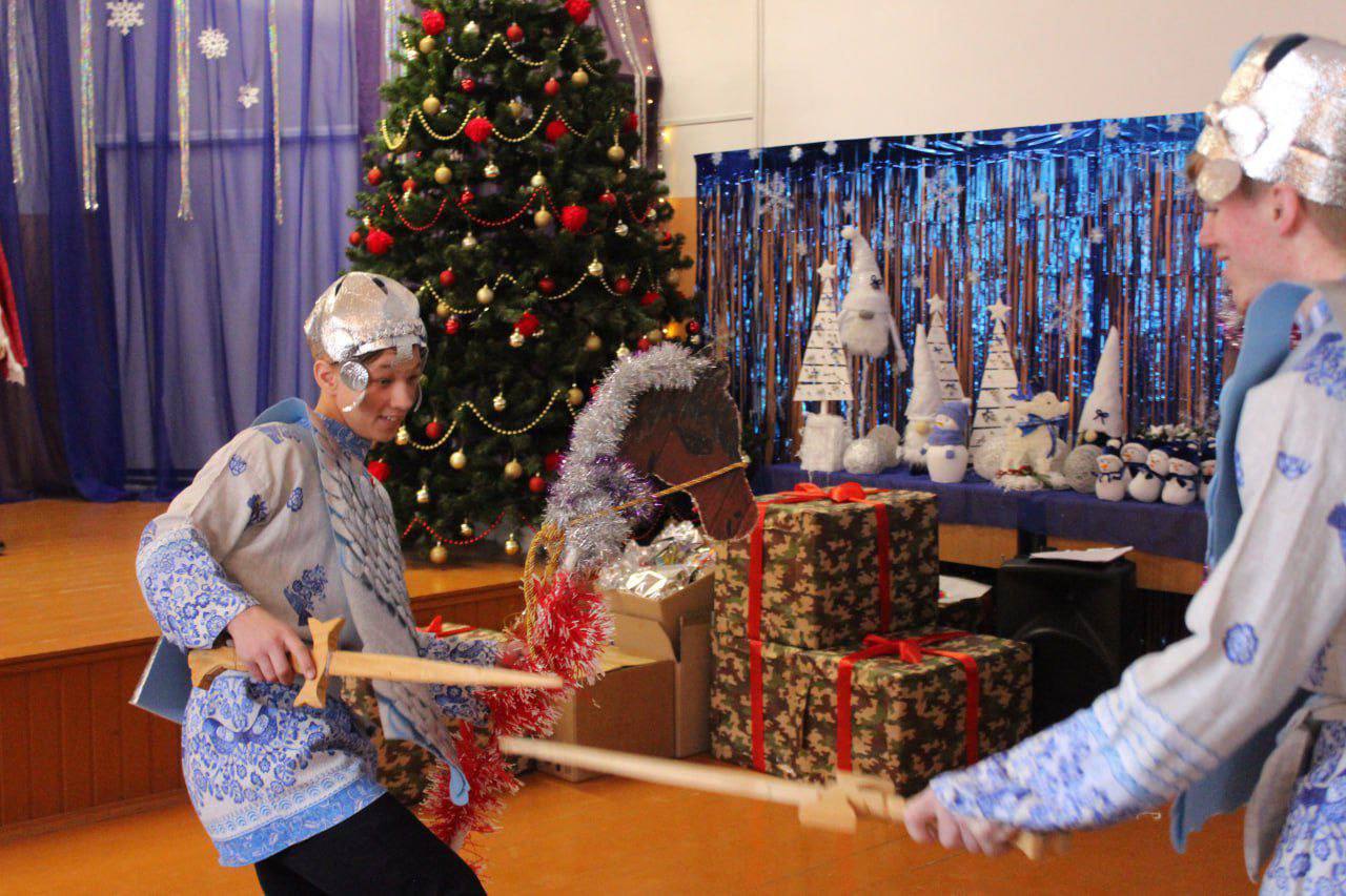 Новый год – праздник волшебства, чудес, подарков! Новый год – праздник волшебства, чудес, подарков!