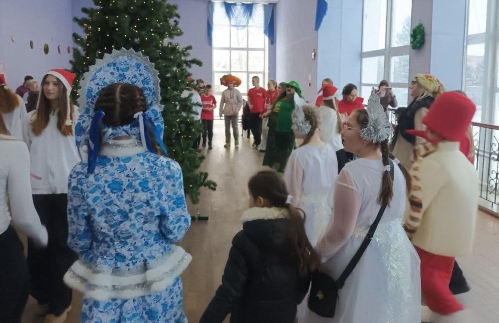 В культурно-досуговых учреждениях региона продолжаются новогодние мероприятия В культурно-досуговых учреждениях региона продолжаются новогодние мероприятия