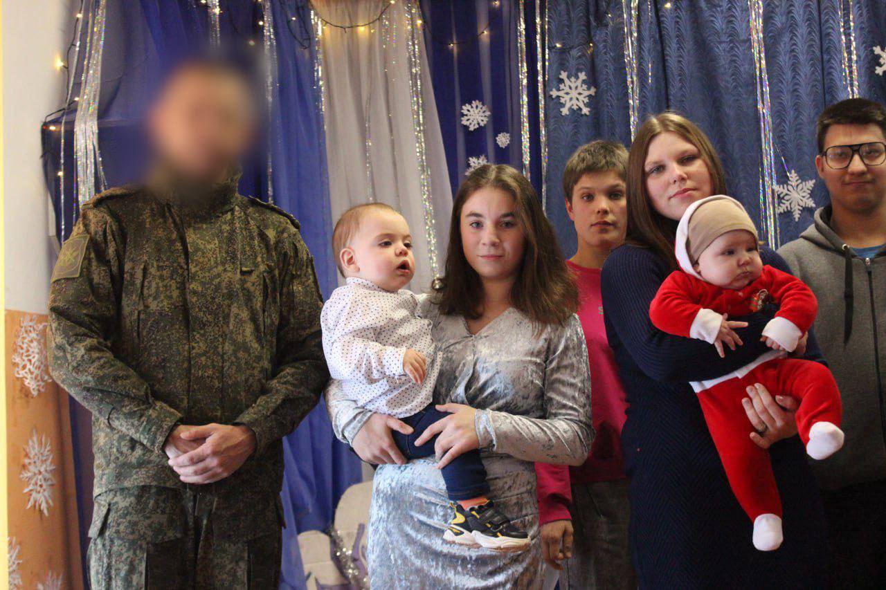 Новый год – праздник волшебства, чудес, подарков! Новый год – праздник волшебства, чудес, подарков!