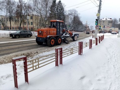 За минувшие сутки с улиц Брянска было вывезено более 620 тонн снега