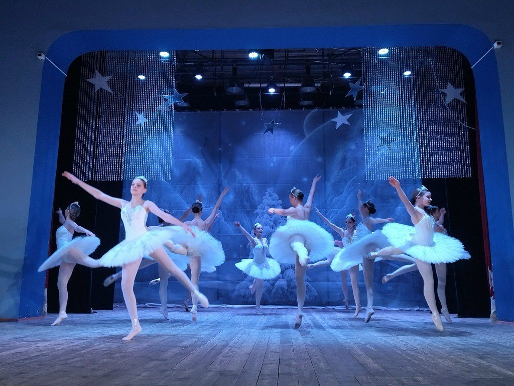 В городе Дятьково прошел новогодний концерт «Пусть сбудутся мечты» В городе Дятьково прошел новогодний концерт «Пусть сбудутся мечты»