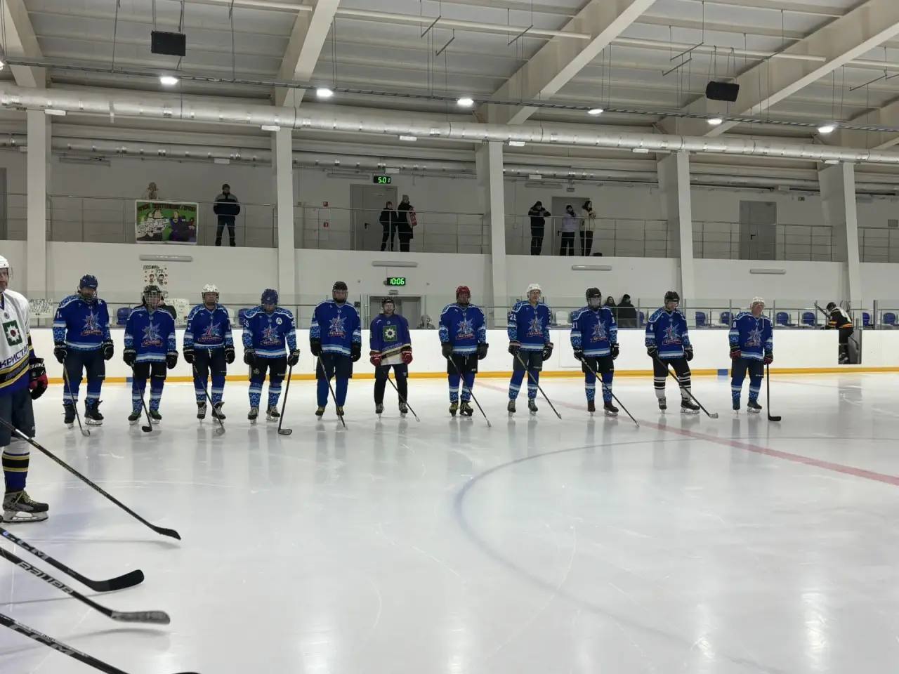 В городе Дятьково состоялось торжественное открытие рождественского турнира по хоккею с шайбой В городе Дятьково состоялось торжественное открытие рождественского турнира по хоккею с шайбой