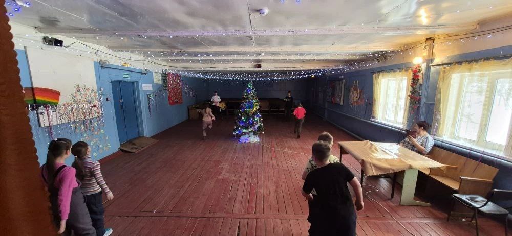 В Палужском клубе 04.01.2026 прошли новогодние веселые старты для детей В Палужском клубе 04.01.2026 прошли новогодние веселые старты для детей