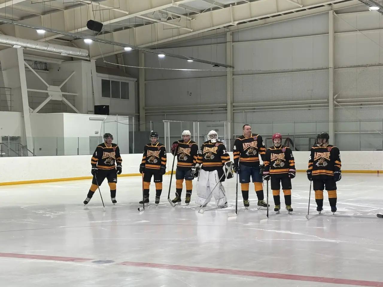 В городе Дятьково состоялось торжественное открытие рождественского турнира по хоккею с шайбой В городе Дятьково состоялось торжественное открытие рождественского турнира по хоккею с шайбой