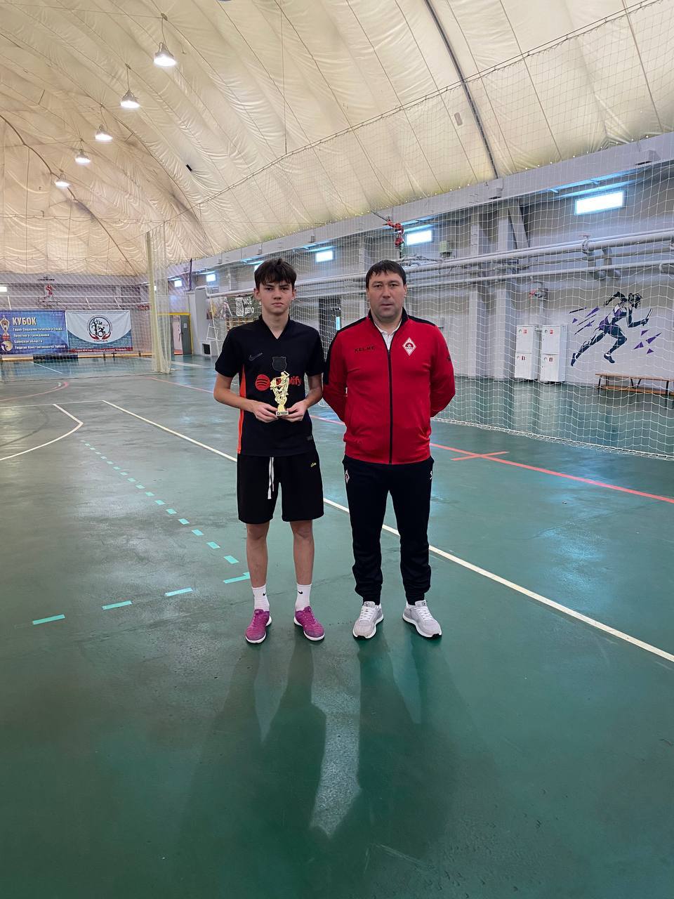 4 января на спортивном объекте МАУ «СК «Стародуб» ( ФОК) прошел новогодний турнир по мини-футболу среди взрослых команд Стародубского муниципального округа 4 января на спортивном объекте МАУ «СК «Стародуб» ( ФОК) прошел новогодний турнир по мини-футболу среди взрослых команд Стародубского муниципального округа