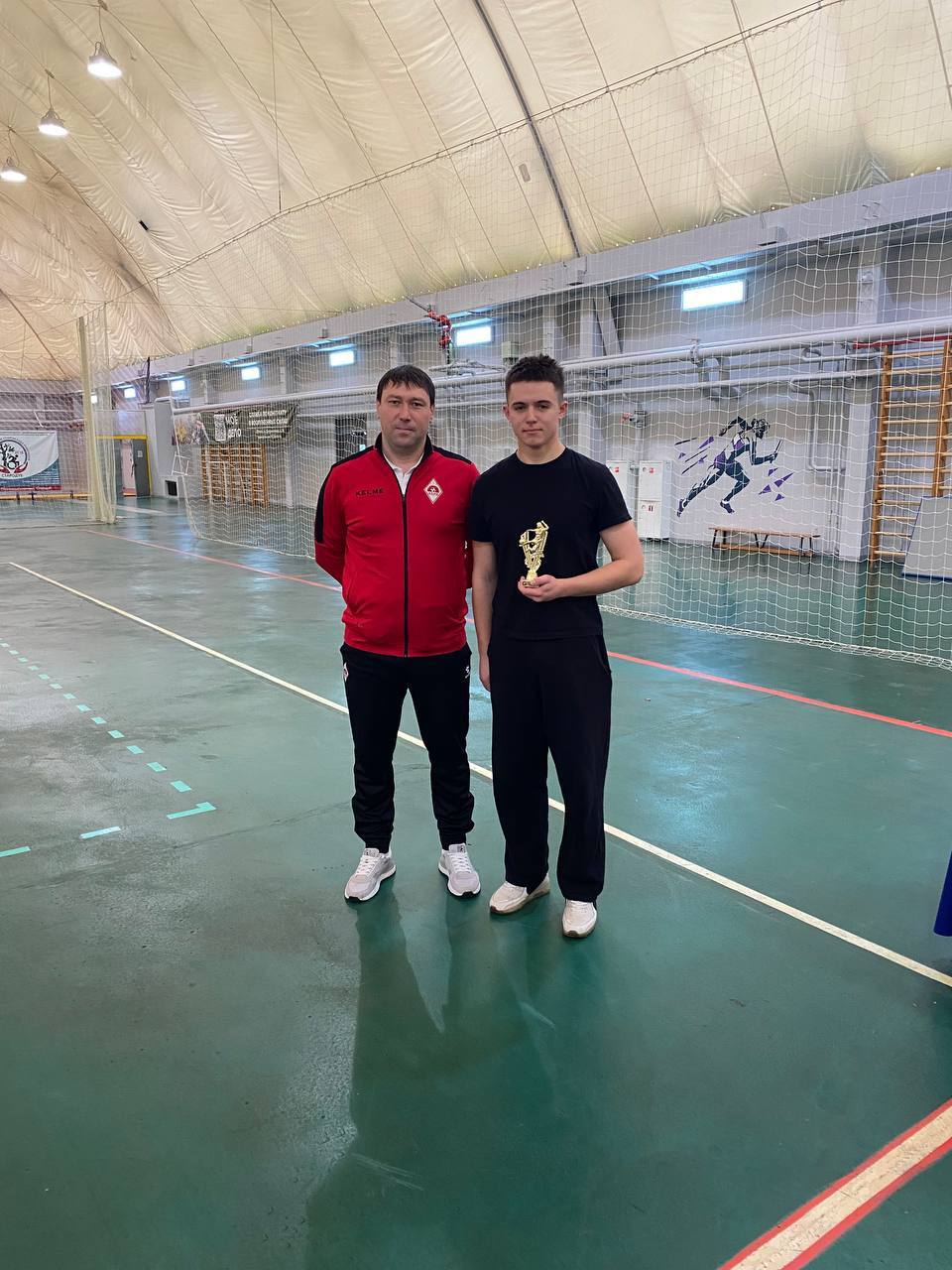 4 января на спортивном объекте МАУ «СК «Стародуб» ( ФОК) прошел новогодний турнир по мини-футболу среди взрослых команд Стародубского муниципального округа 4 января на спортивном объекте МАУ «СК «Стародуб» ( ФОК) прошел новогодний турнир по мини-футболу среди взрослых команд Стародубского муниципального округа