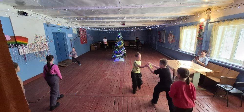 В Палужском клубе 04.01.2026 прошли новогодние веселые старты для детей В Палужском клубе 04.01.2026 прошли новогодние веселые старты для детей