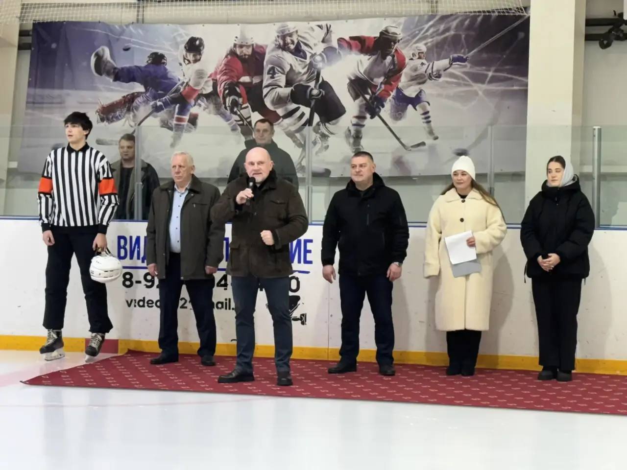 В городе Дятьково состоялось торжественное открытие рождественского турнира по хоккею с шайбой В городе Дятьково состоялось торжественное открытие рождественского турнира по хоккею с шайбой