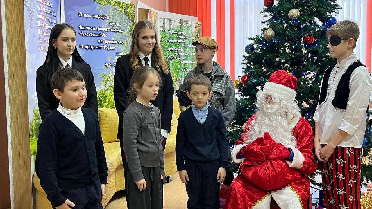 На каникулах скучать некогда! В Выгоничской детской библиотеке продолжаются новогодние праздники! На каникулах скучать некогда! В Выгоничской детской библиотеке продолжаются новогодние праздники!