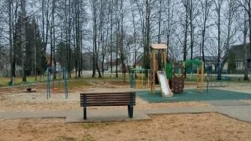 В селе Малое Полпино Брянского района благоустроили территорию у Дома культуры