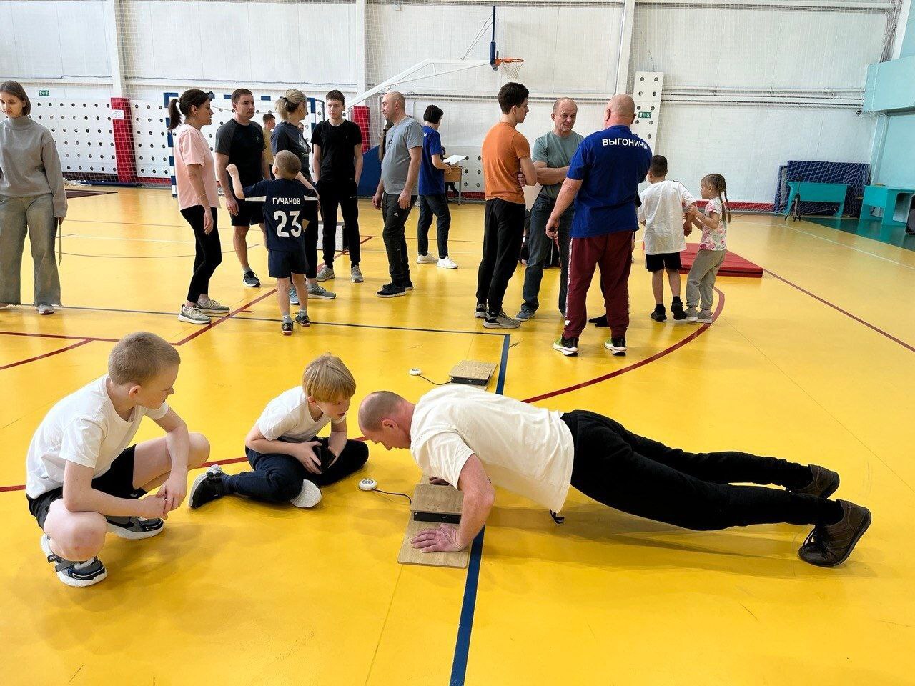 Семьи Выгоничского района объединил Фестиваль ГТО Семьи Выгоничского района объединил Фестиваль ГТО