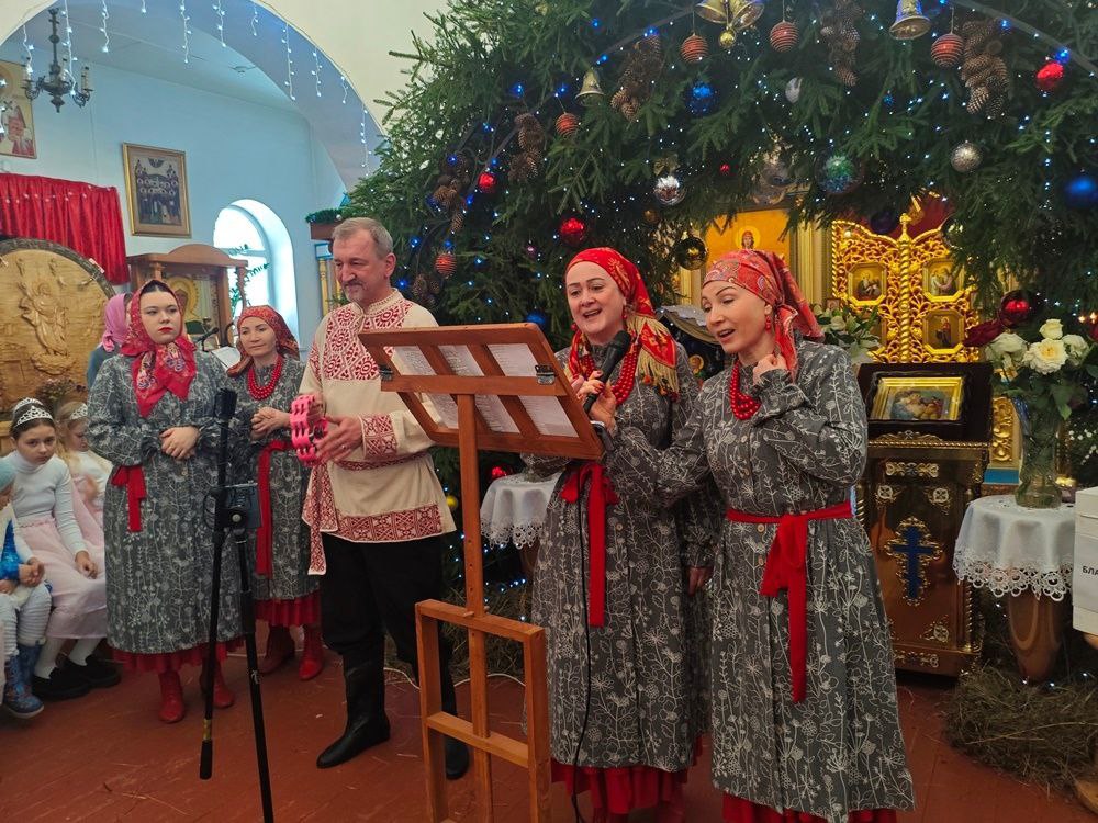 В рамках Семнадцатого областного фестиваля искусств и народного творчества «Рождественские встречи» в культурно-досуговых учреждения проходят тематические мероприятия В рамках Семнадцатого областного фестиваля искусств и народного творчества «Рождественские встречи» в культурно-досуговых учреждения проходят тематические мероприятия