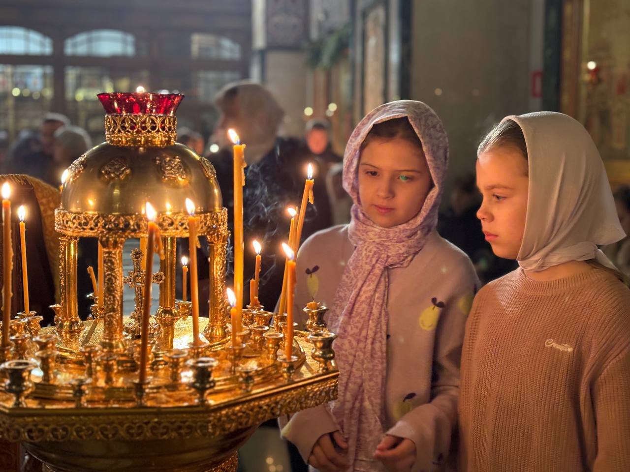 Александр Богомаз: Дорогие земляки!. От всей души поздравляю вас с Рождеством Христовым! Это один из главных и самых любимых христианских праздников, наполненный светом и теплом, особым нравственным смыслом Александр Богомаз: Дорогие земляки!. От всей души поздравляю вас с Рождеством Христовым! Это один из главных и самых любимых христианских праздников, наполненный светом и теплом, особым нравственным смыслом