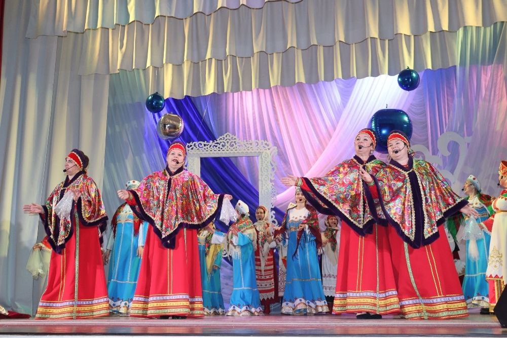 В рамках Семнадцатого областного фестиваля искусств и народного творчества «Рождественские встречи» в уютном зале Погарского Районного Дома культуры состоялся ежегодный концерт «Свет рождественской звезды» В рамках Семнадцатого областного фестиваля искусств и народного творчества «Рождественские встречи» в уютном зале Погарского Районного Дома культуры состоялся ежегодный концерт «Свет рождественской звезды»