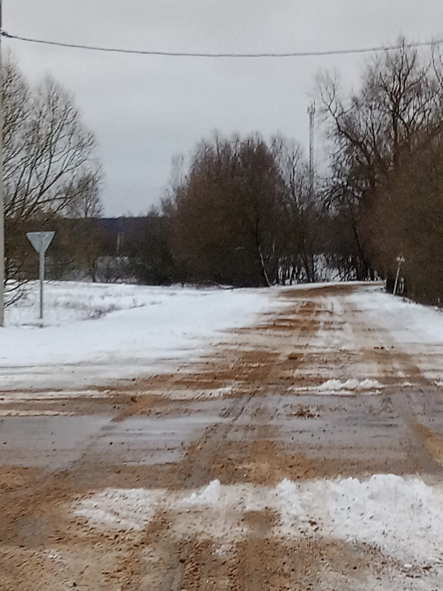 Региональные и межмуниципальные автодороги Брянской области обрабатываются песко-соляной смесью различной концентрации, применяемой при различных температурных режимах Региональные и межмуниципальные автодороги Брянской области обрабатываются песко-соляной смесью различной концентрации, применяемой при различных температурных режимах