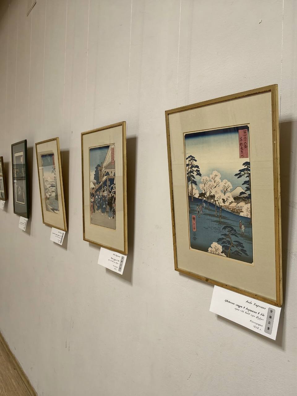 Городской выставочный зал приглашает на выставку «Золотой век японской графики» Городской выставочный зал приглашает на выставку «Золотой век японской графики»